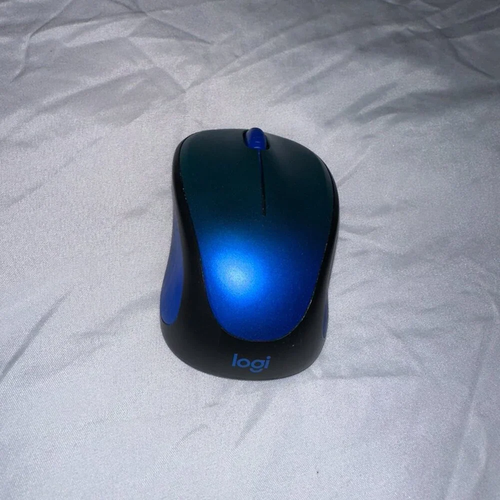 Logitech Design Collection Limited Edition Wireless 3-button Ambidextrous Mouse
